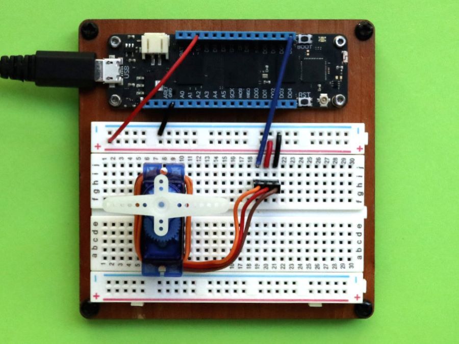 Photo of Meadow board connected to a Servo.